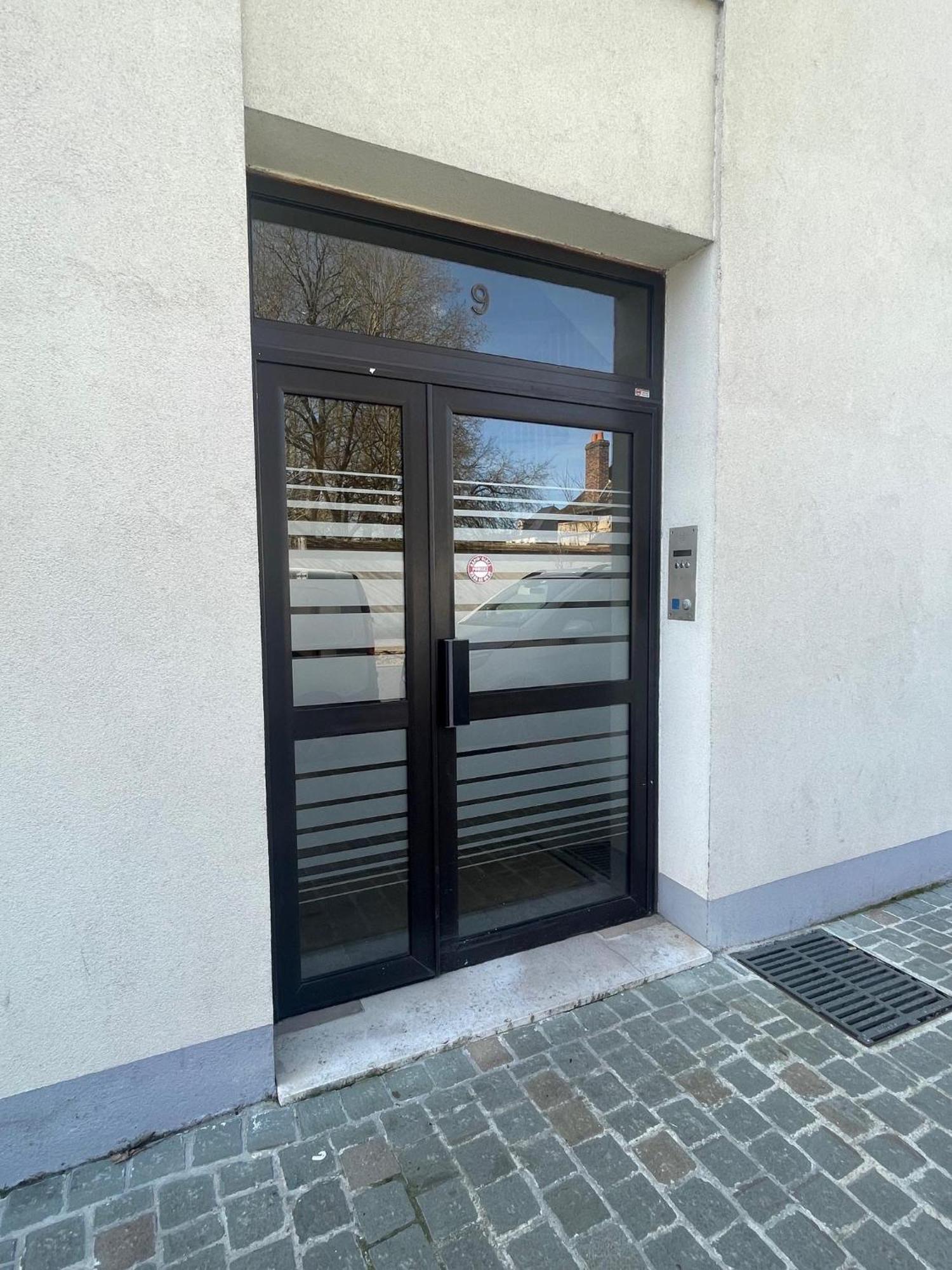 Appartement Residence Theatre Sens Εξωτερικό φωτογραφία